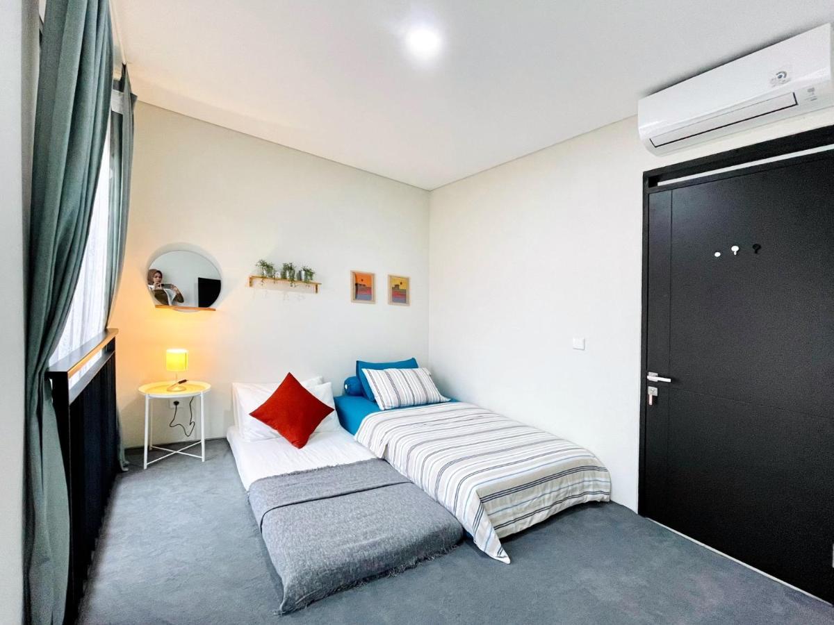Larisa Homestay Syariah Padalarang Экстерьер фото